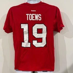 Red Reebok Chicago Blackhawks Logo Tee Toews 19 Short Sleeve T-Shirt large